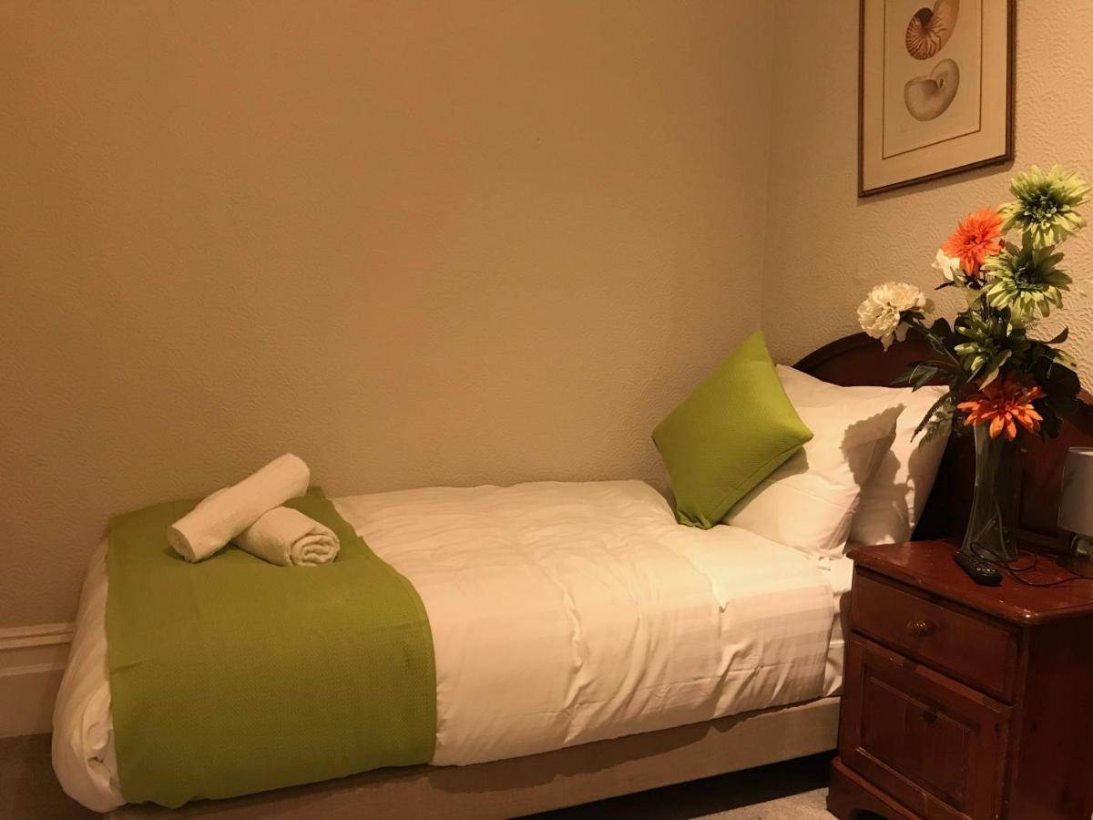 Pearl & Pebbles Eastbourne Hotell Eksteriør bilde