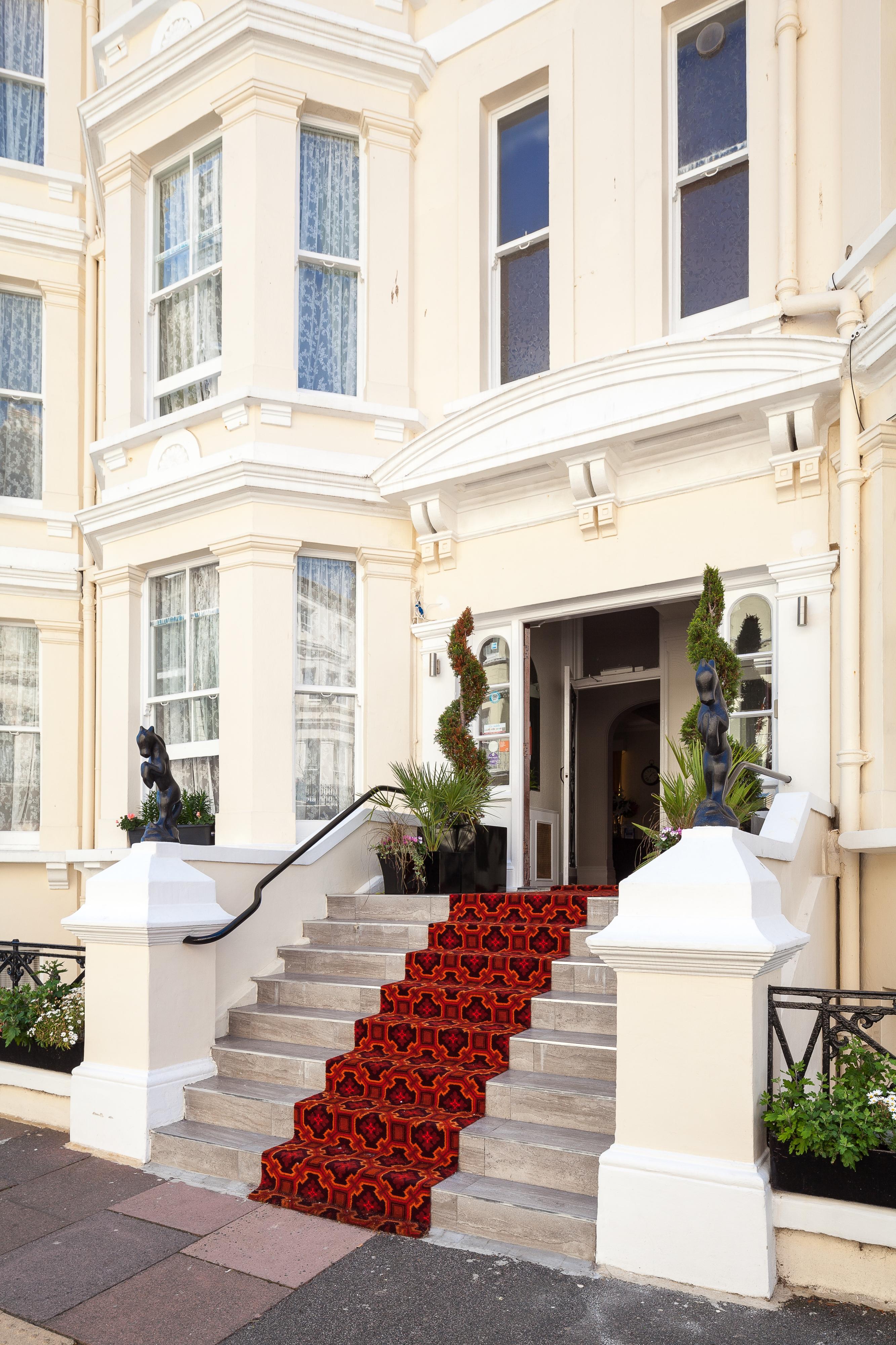 Pearl & Pebbles Eastbourne Hotell Eksteriør bilde
