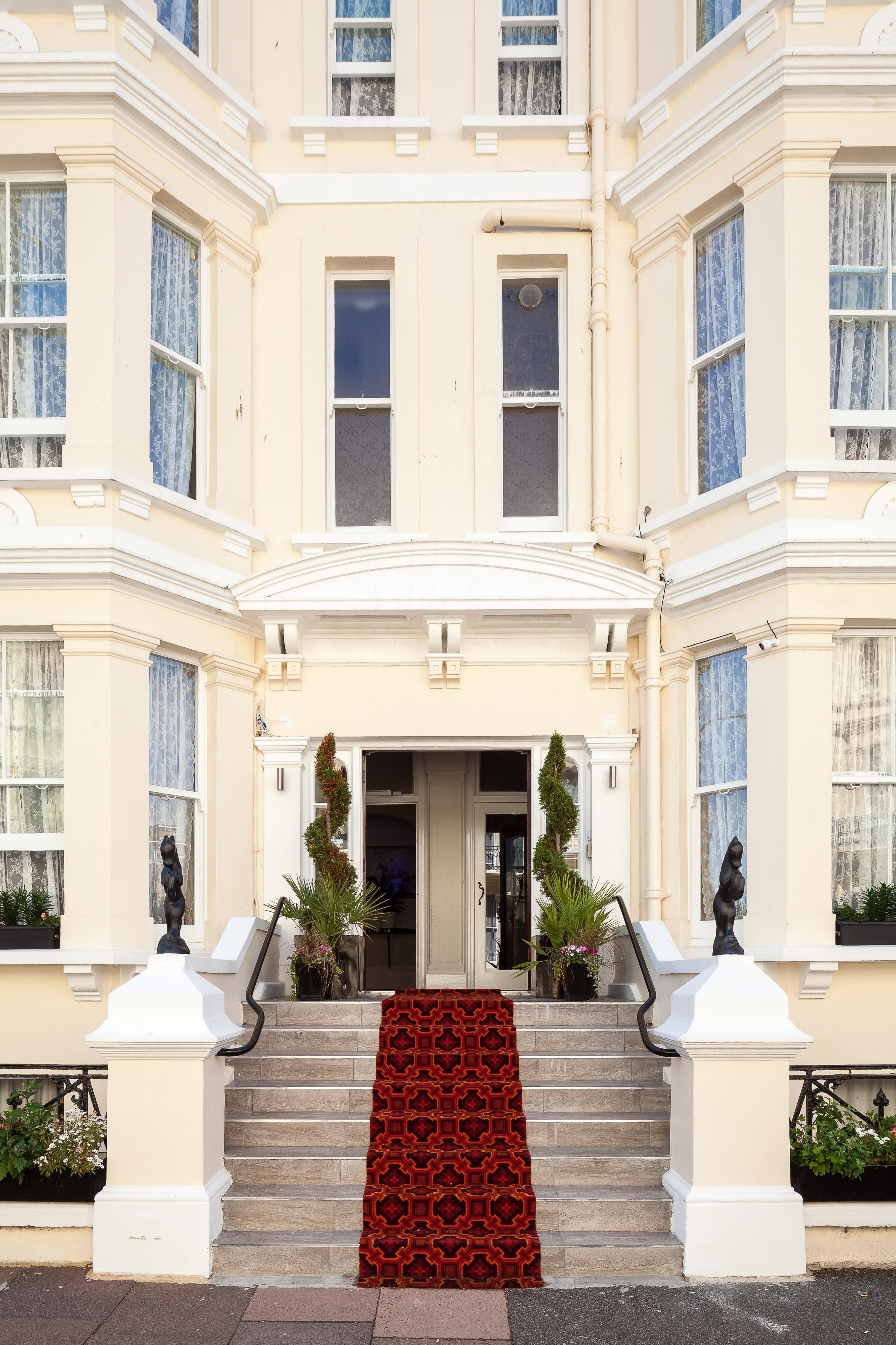 Pearl & Pebbles Eastbourne Hotell Eksteriør bilde